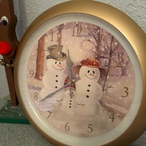 Christmas clock that plays Christmas music on the hour.